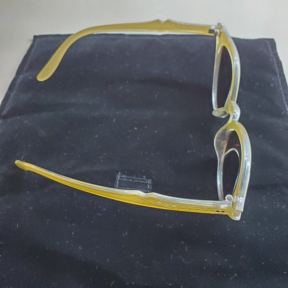 VINTAGE LOOK CAT EYE SUNGLASSES - Picture 3 of 3